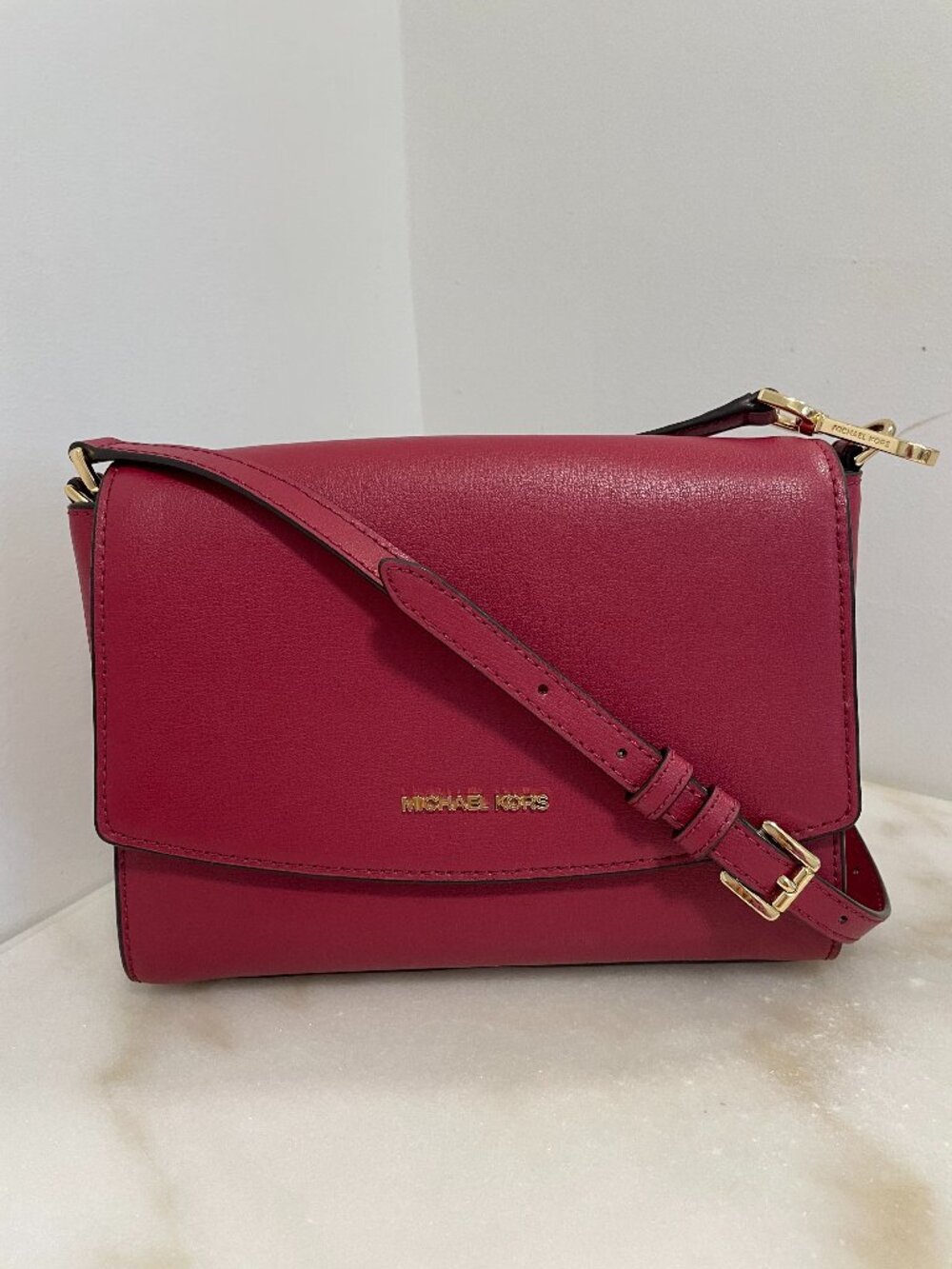 Michael Kors Ellis Medium Flap Messenger/Shoulder Bag Maroon Leather
